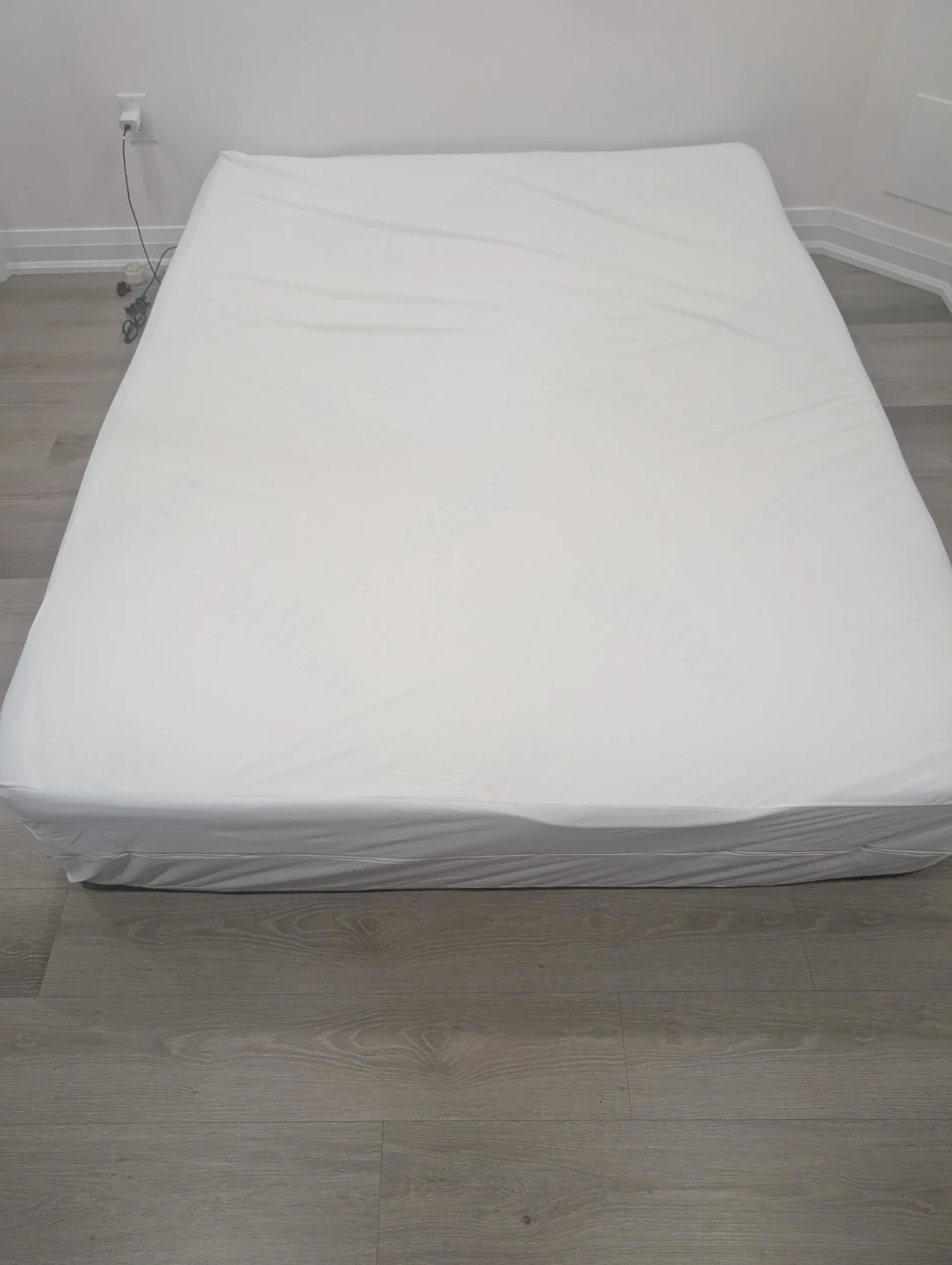 2 Queen Size Mattresses with Top Covers for Sale 🛏️ - photo 5