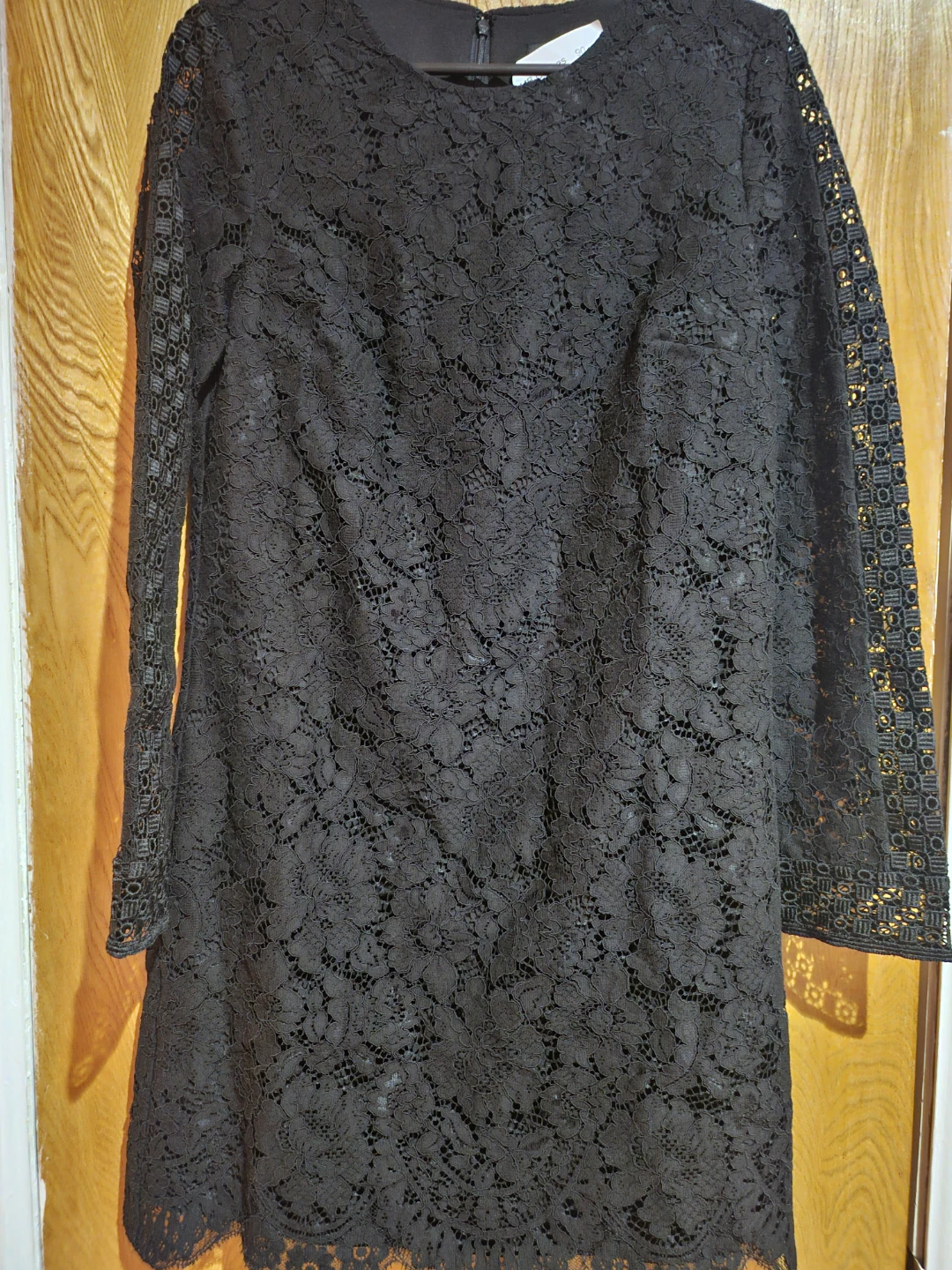 Club Monaco Black Lace MulaHn Dress Size 2 - photo 2