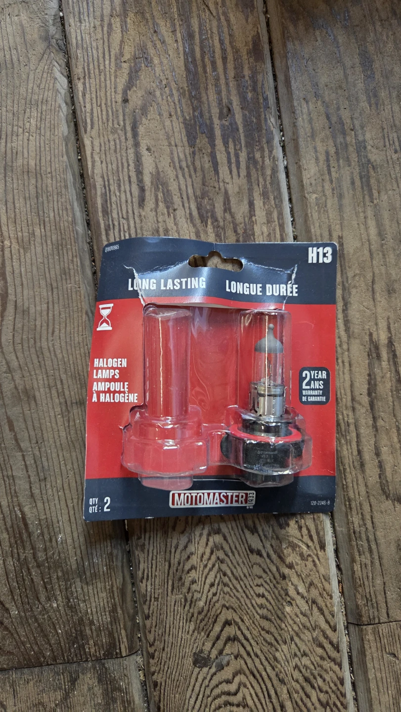 Motomaster H13 Halogen Headlight Bulbs - 1 new