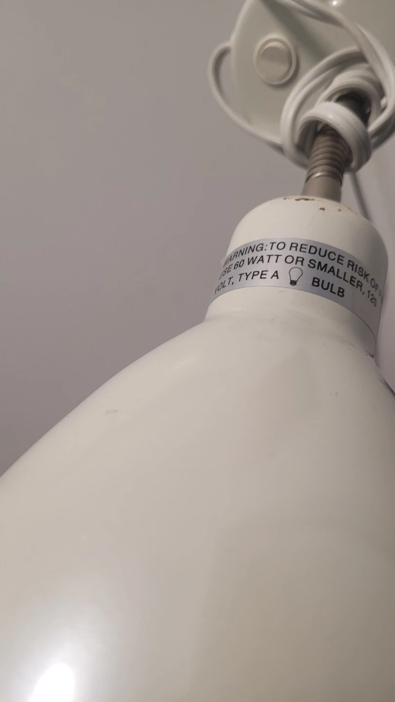 🌱 IKEA White Wall Lamp Fixture - photo 4