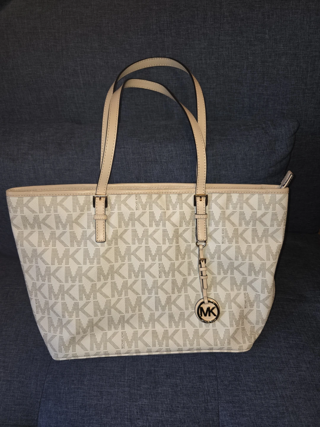 Michael Kors MK Signature Tote Bag - White/Beige