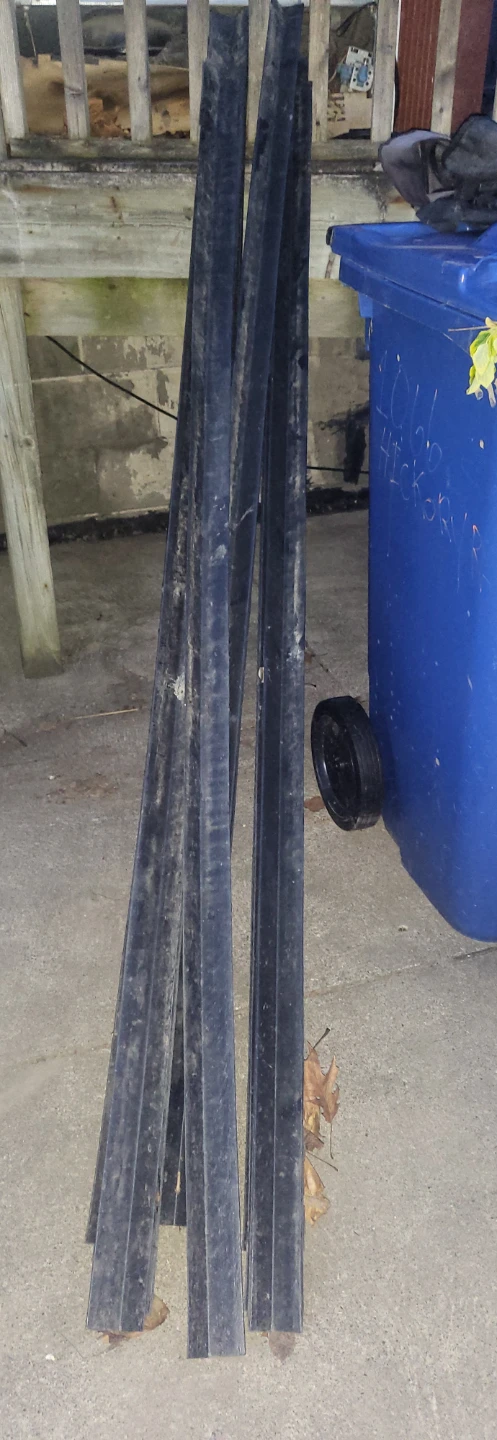 Lot of Black Plastic Strips - photo 3