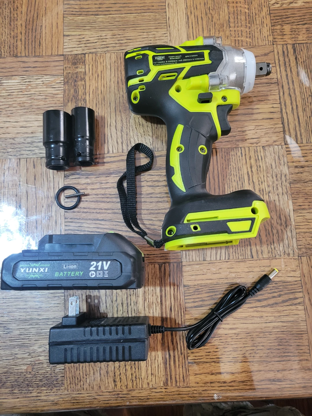 NEW YUNXI Electric Wrench Set with 21V Battery and Charger - photo 2