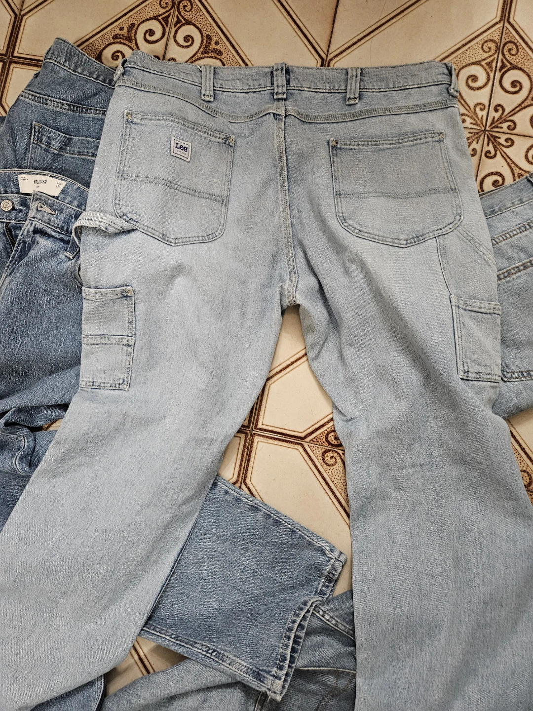 5 loose fit jeans 36x32  and 2 shorts - photo 4