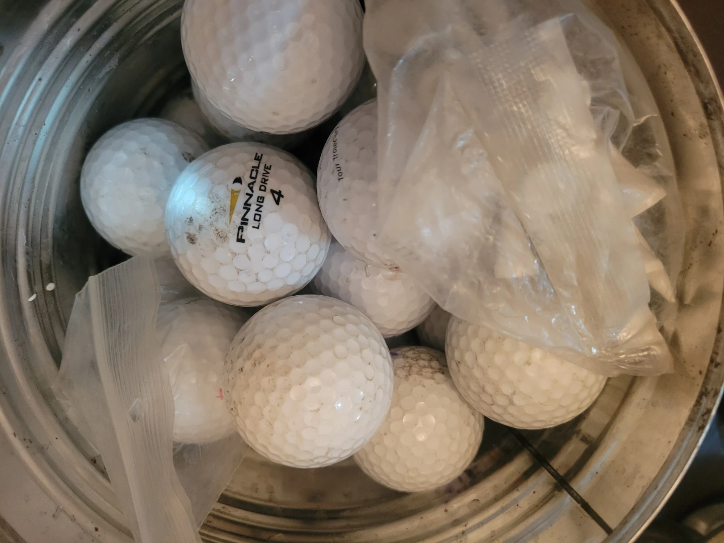 Top Flite Golf Bag with Assorted Clubs and Pinnacle Golf Balls - photo 3