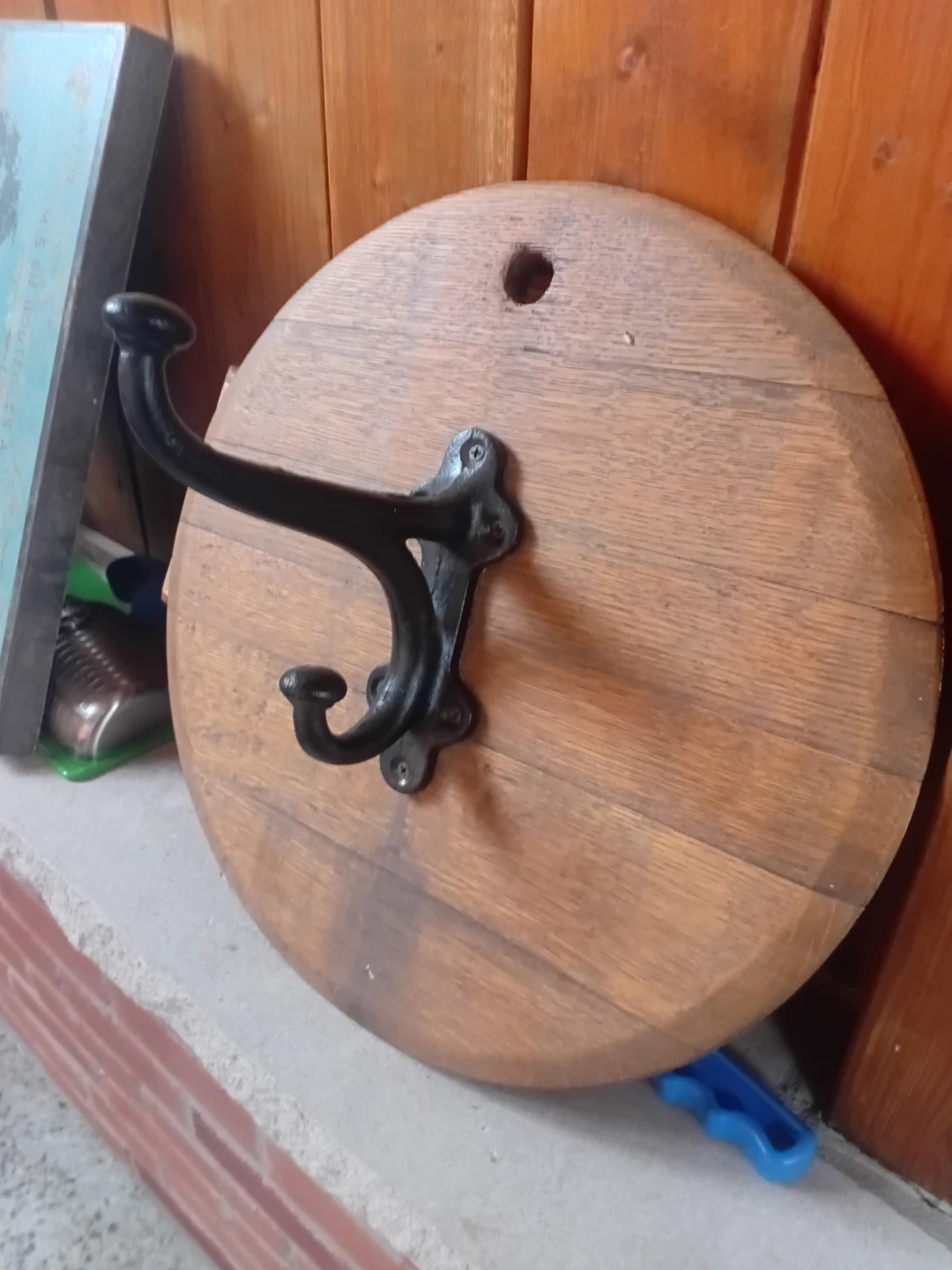 Wooden Wall Hook with Handle - photo 2