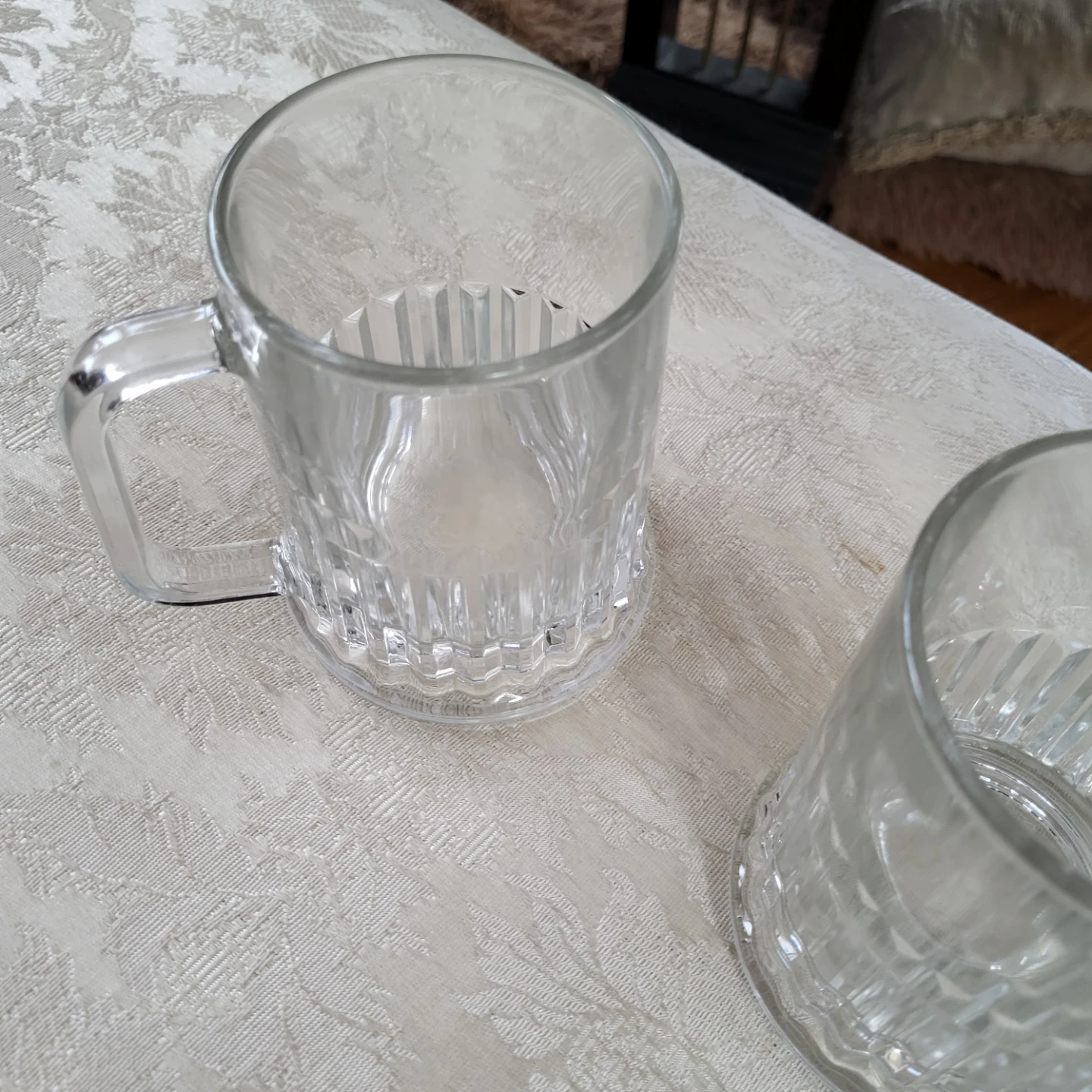 Pair of vintage Clear Glass Mugs - photo 2