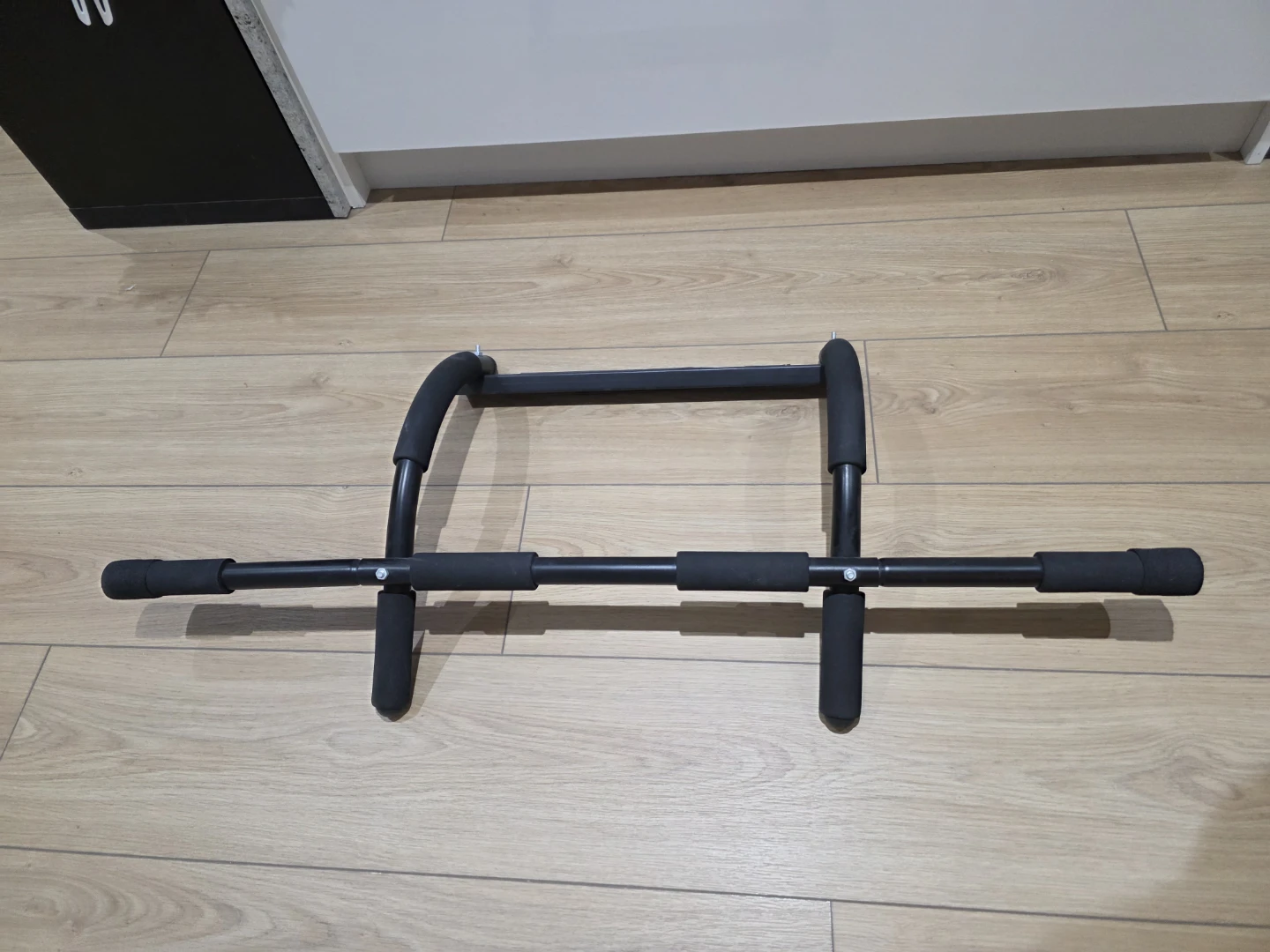 Doorway Pull-Up Bar with Foam Grips