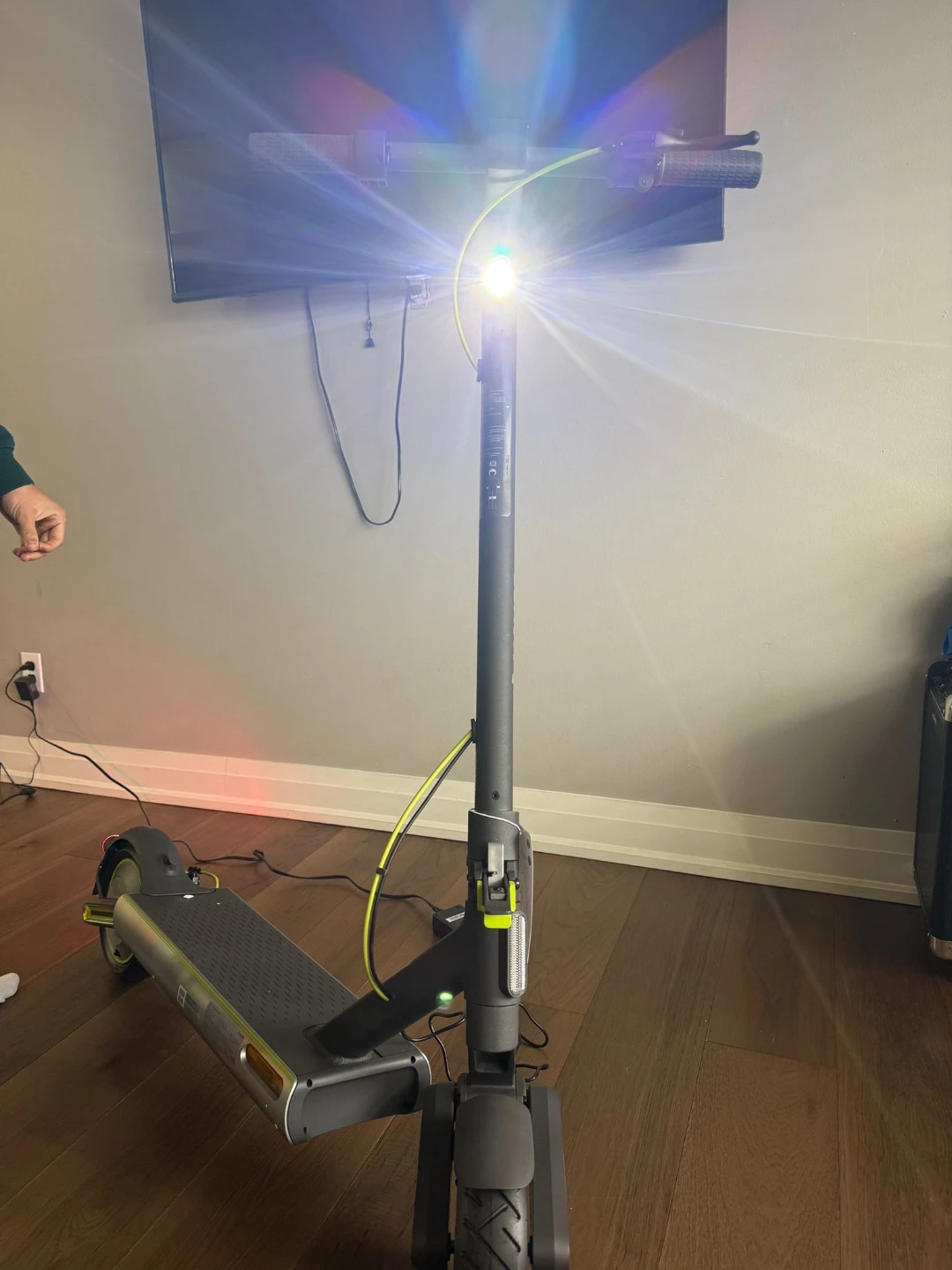 Navee S65 Electric Scooter - photo 5
