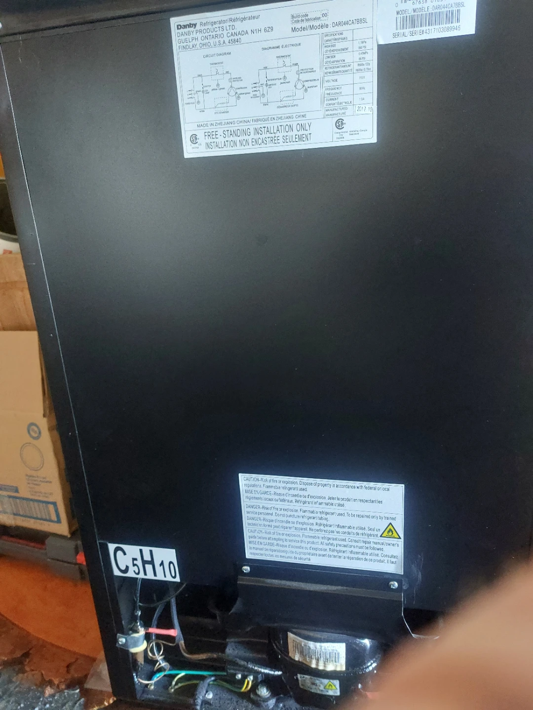 Danby DAR044CABSSBL Mini Fridge - photo 4