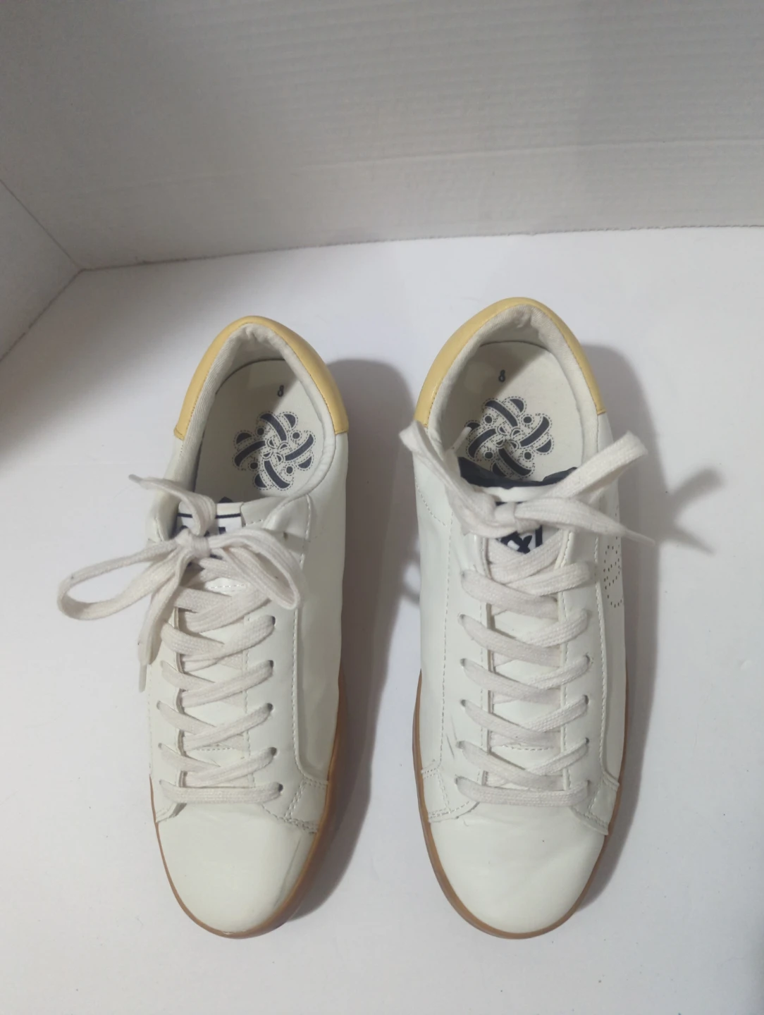Sam & Libby White Sneakers