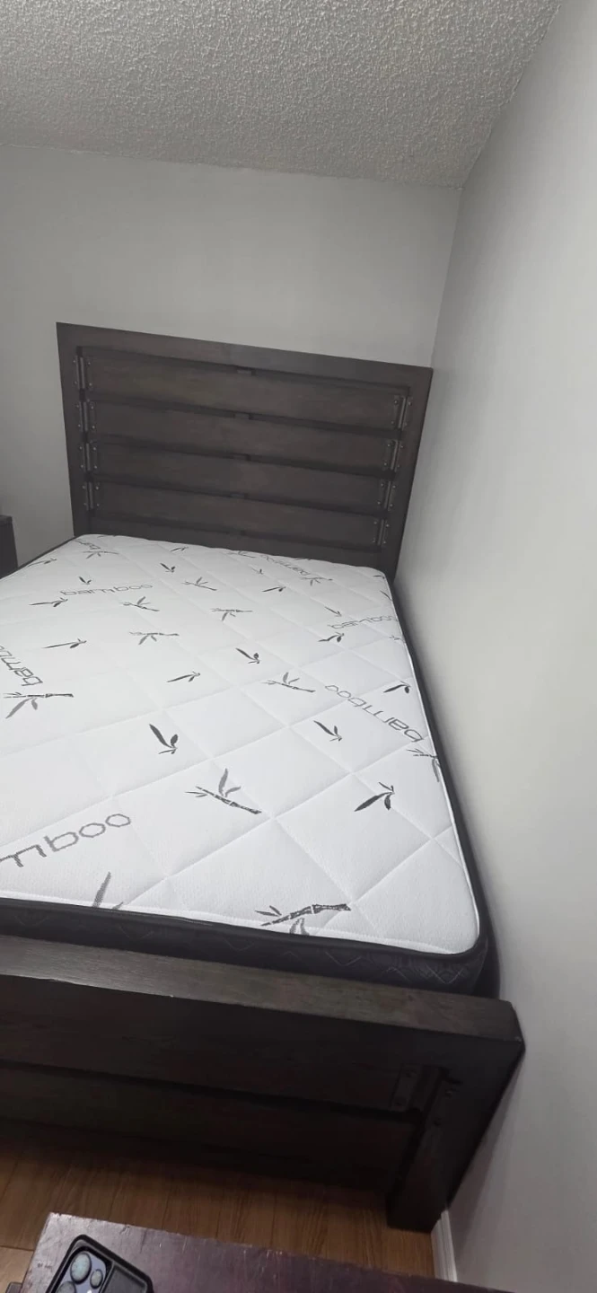 Bed frame & mattress - photo 4