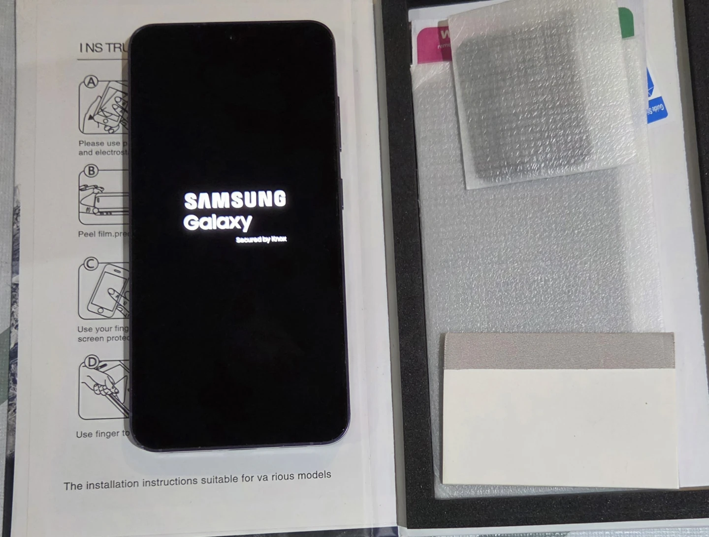 Samsung Galaxy Phone S24 with Screen Protector Kit - photo 2