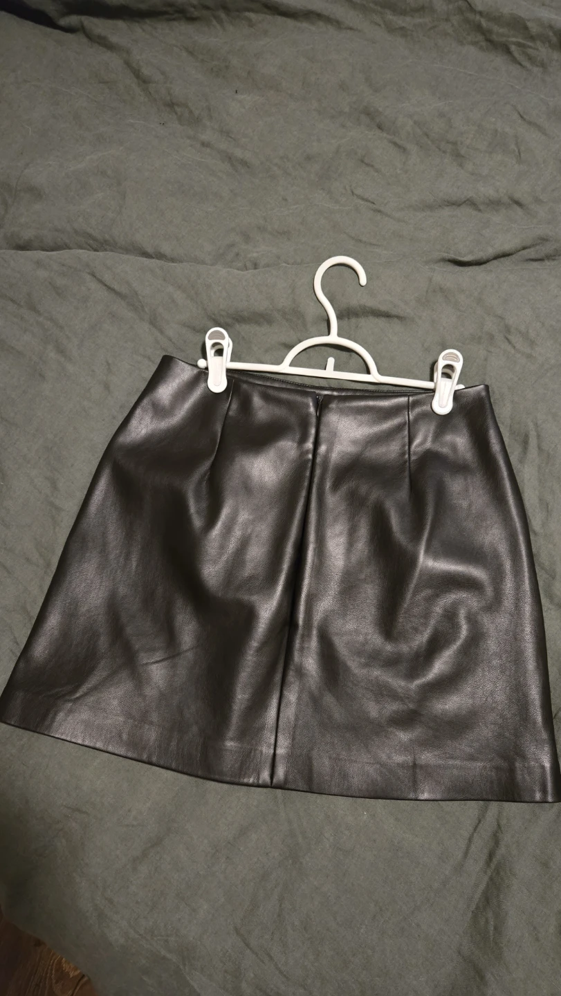 Dynamite Black Faux Leather Mini Skirt P/S - photo 2