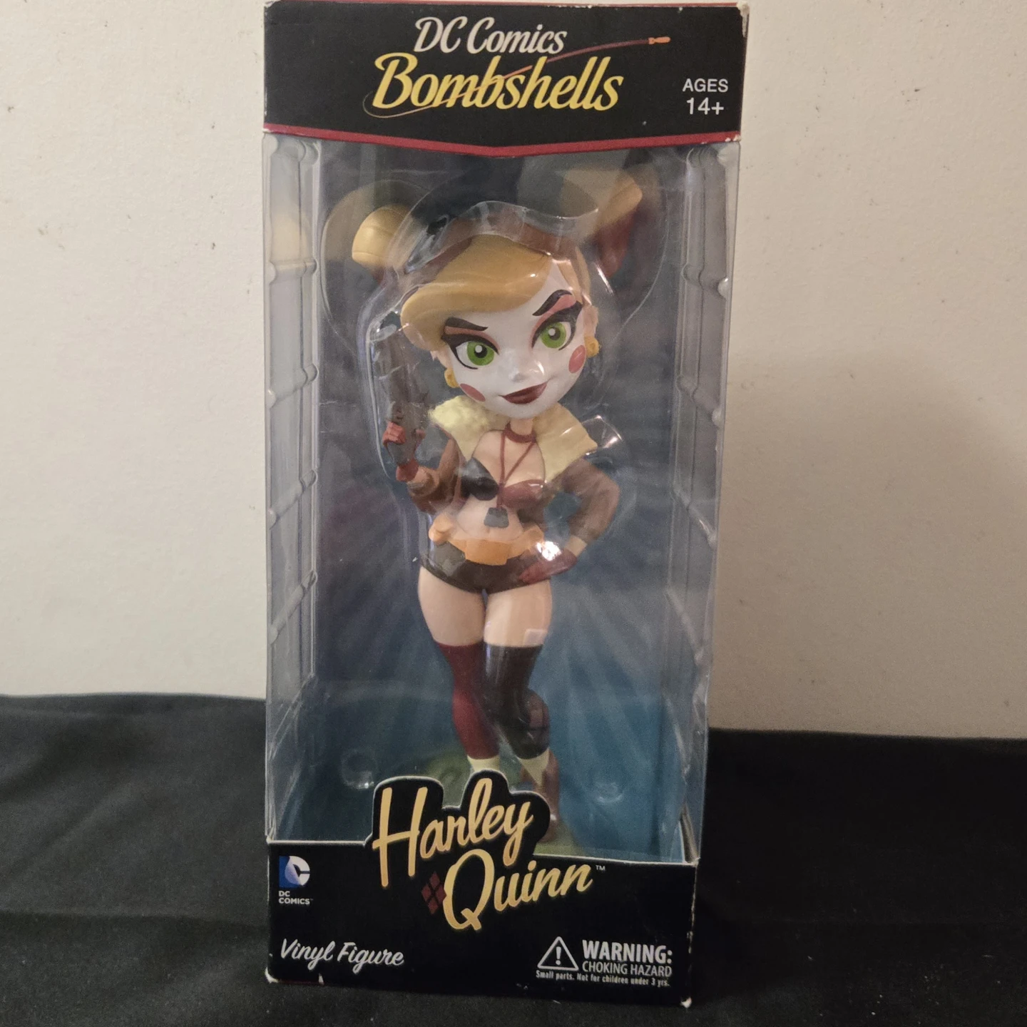 DC Comics Bombshells Harley Quinn Vinyl Figure