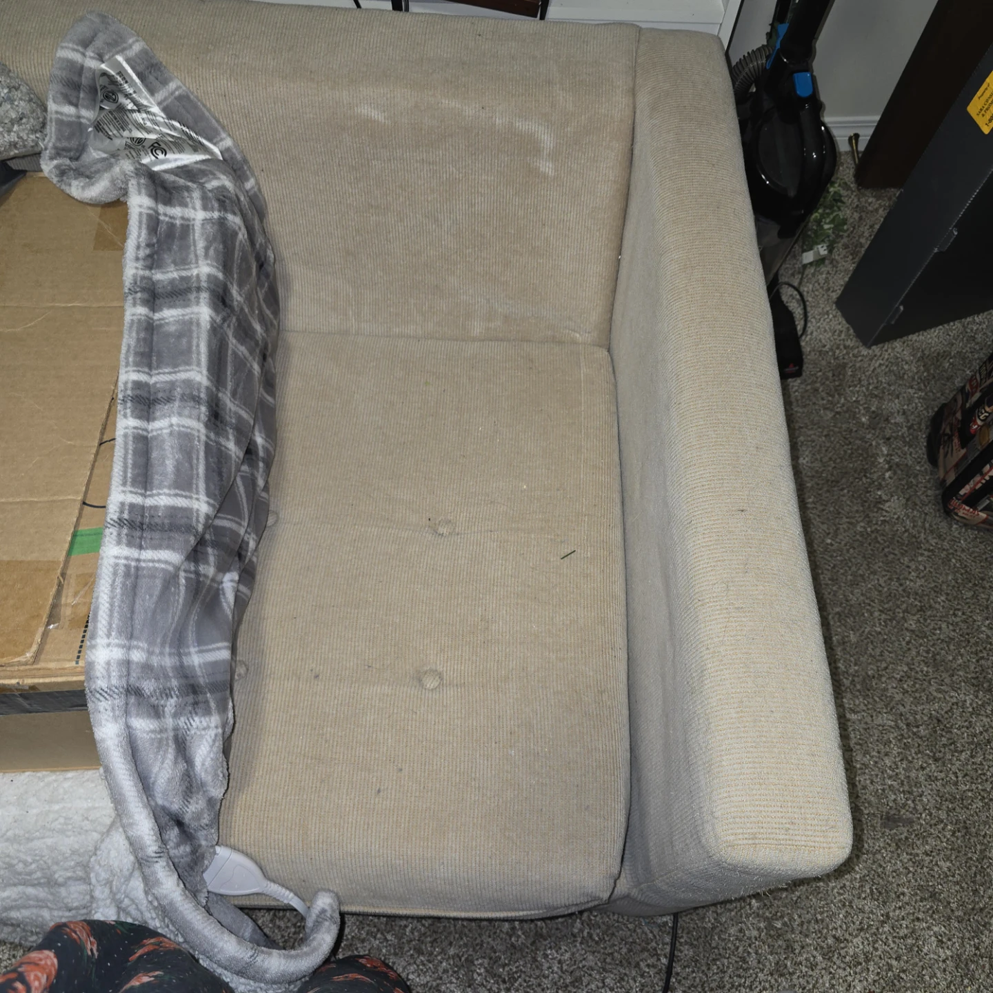 Beige Accent sofa - photo 3