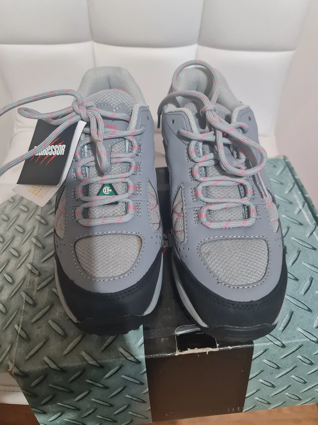 Steel toe shoes