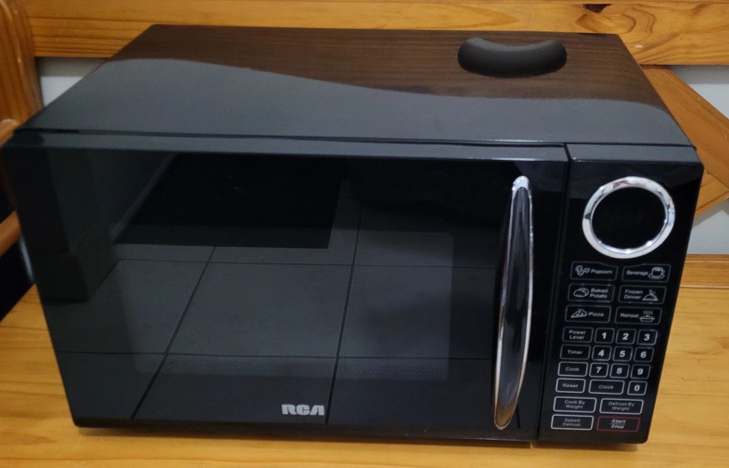 RCA Microwave Oven