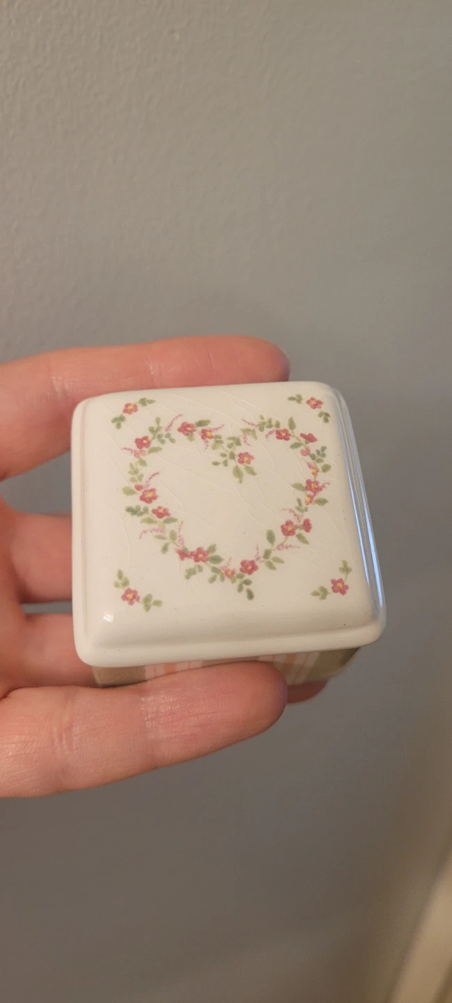 Forget Me-Nots DEMDACO Ceramic Trinket Box