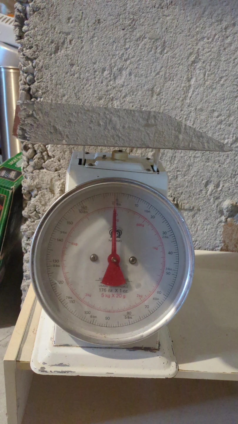 Vintage Kitchen Scale 5 kg / 11 lbs