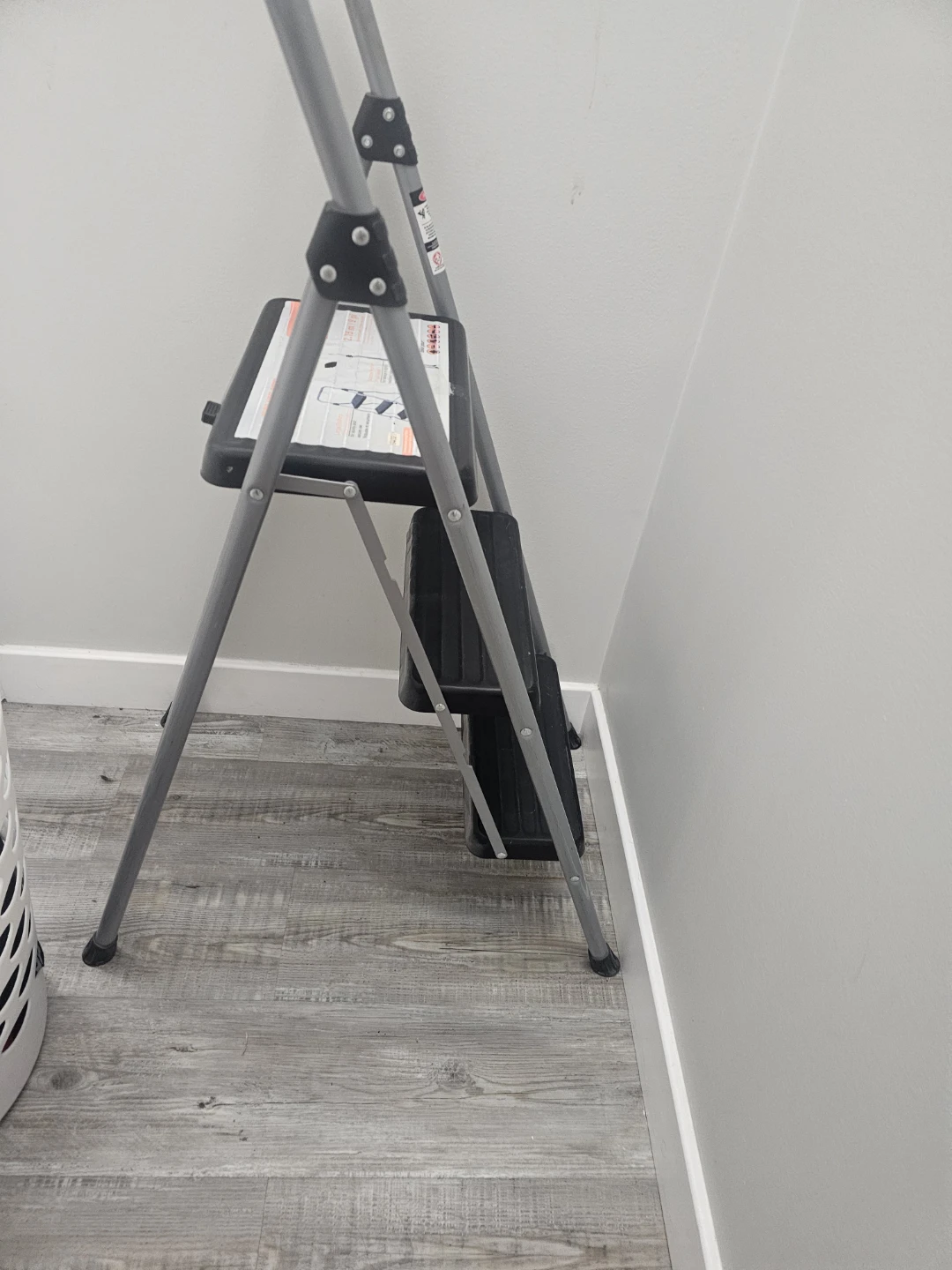 3 step ladder - photo 3