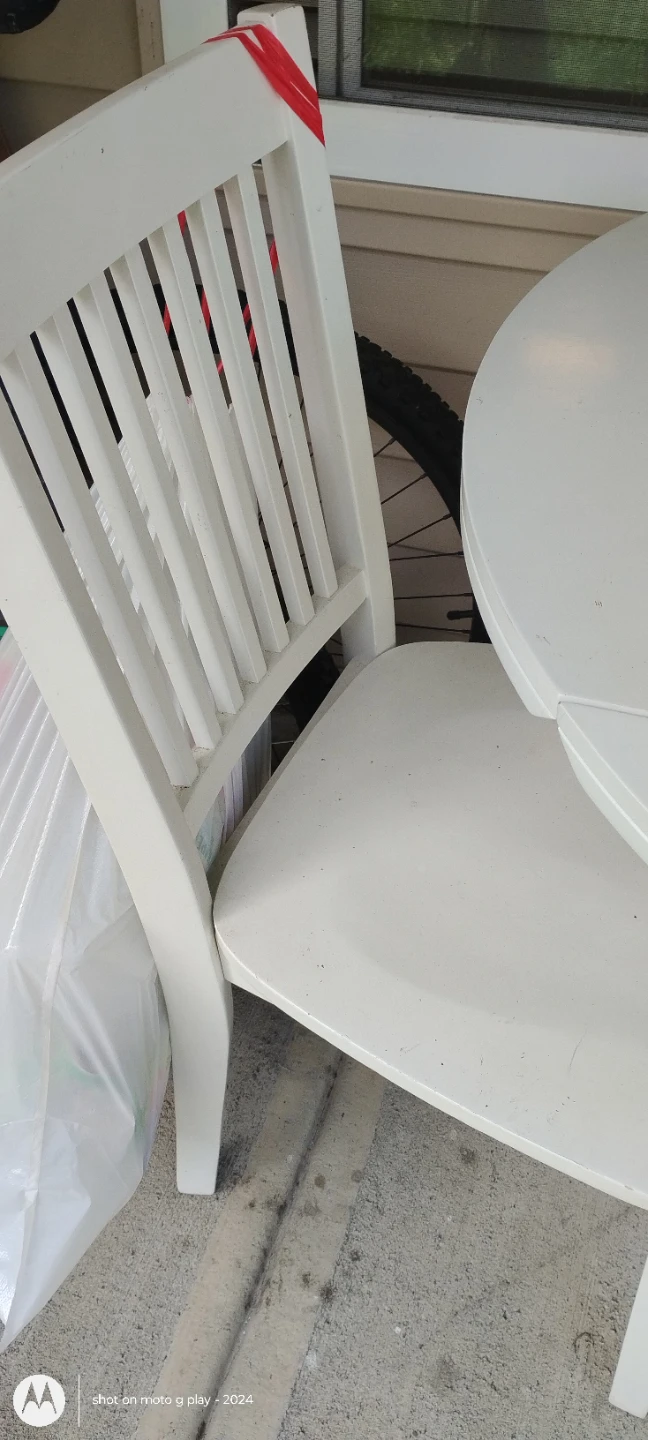 Table and set of two chairs - photo 3