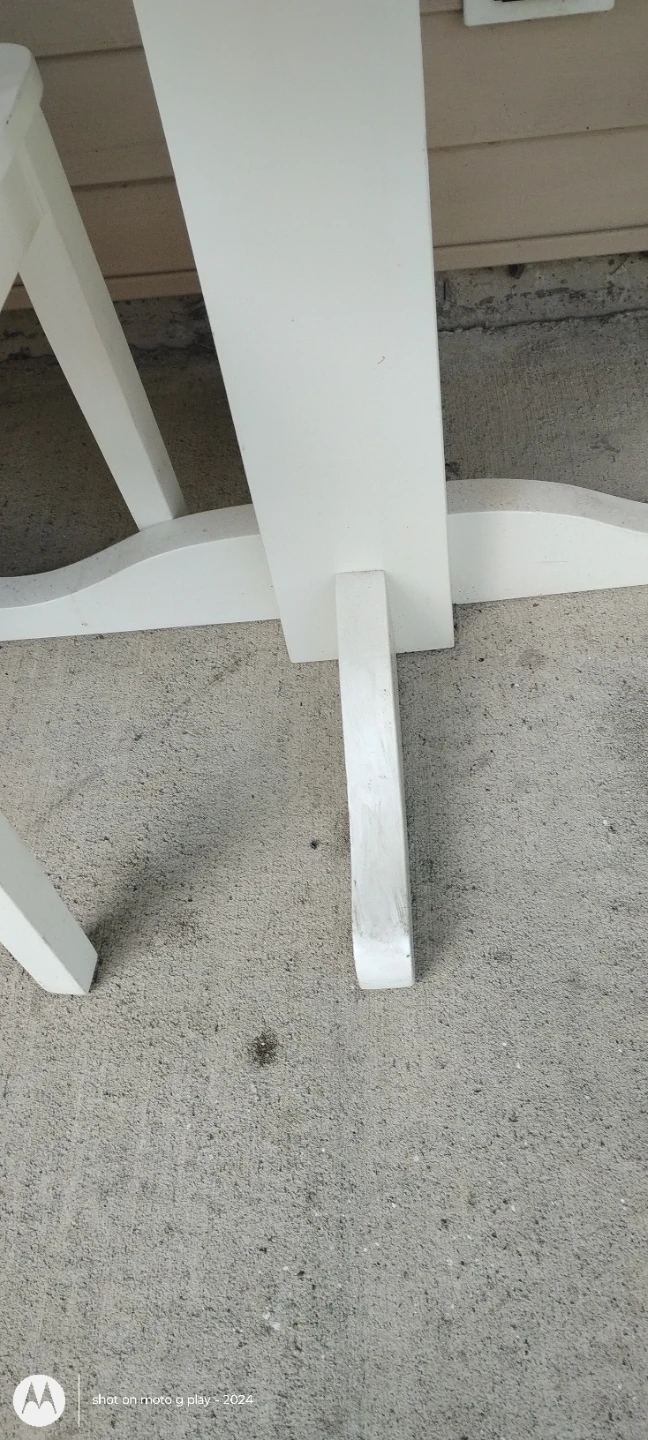 Table and set of two chairs - photo 4