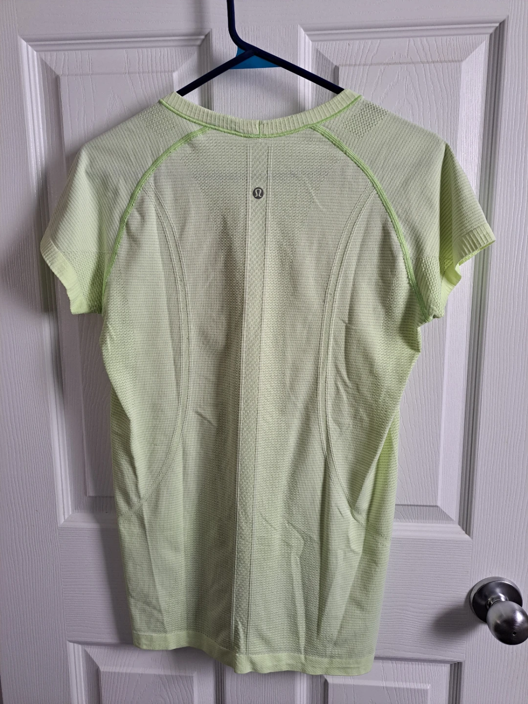 Lululemon Swiftly Tee - photo 2