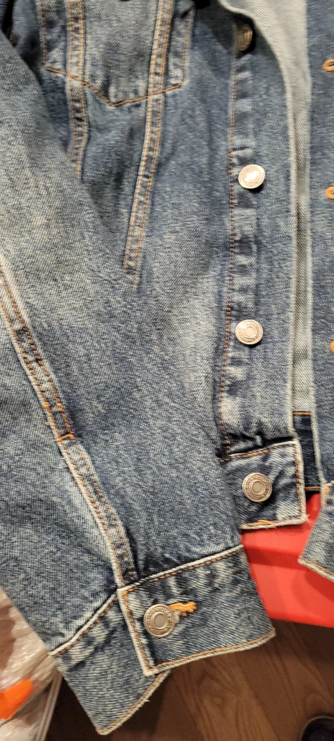 Old Navy Denim Jacket - Size M - photo 3
