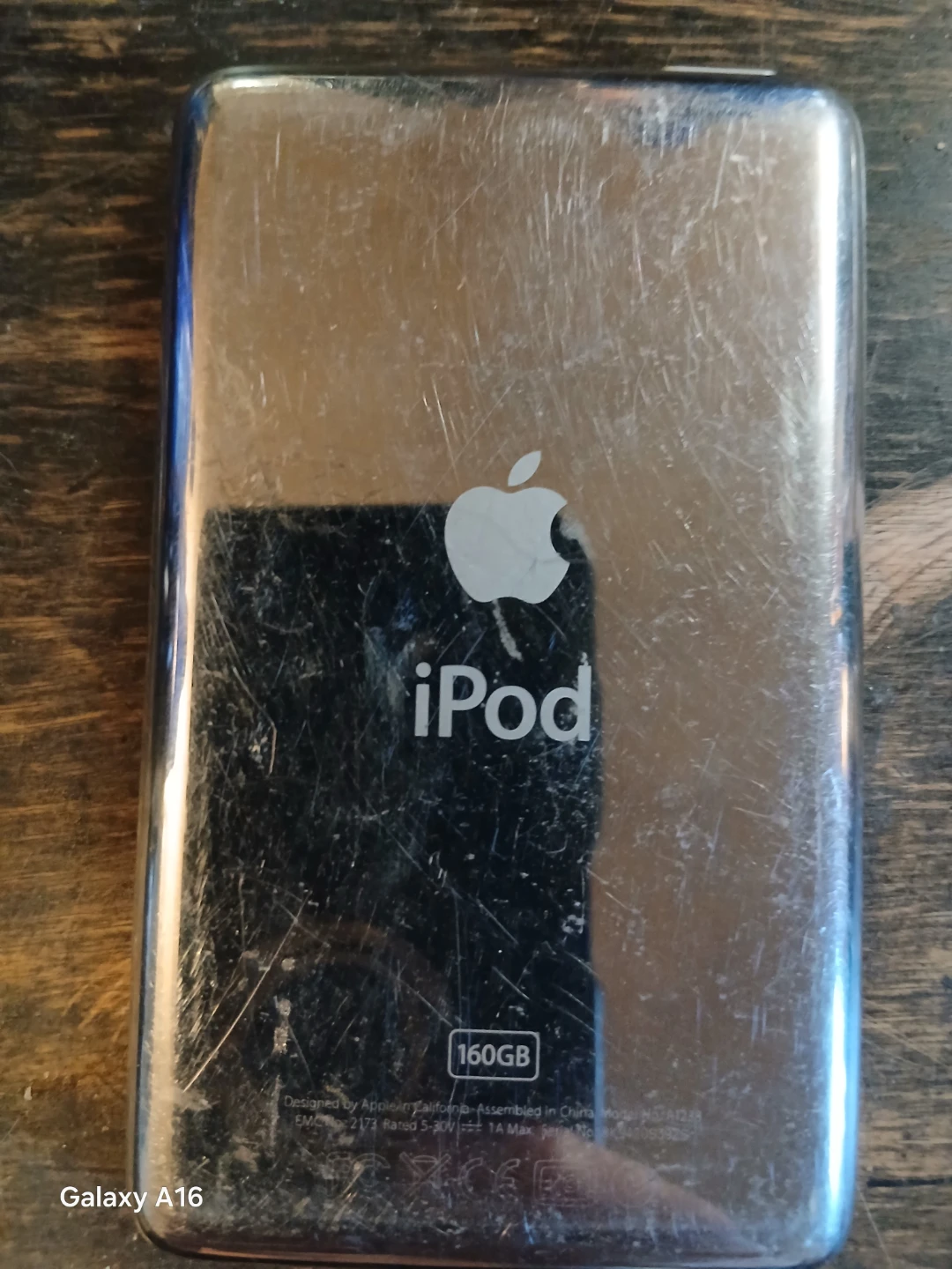 Apple iPod Classic 160GB - photo 3