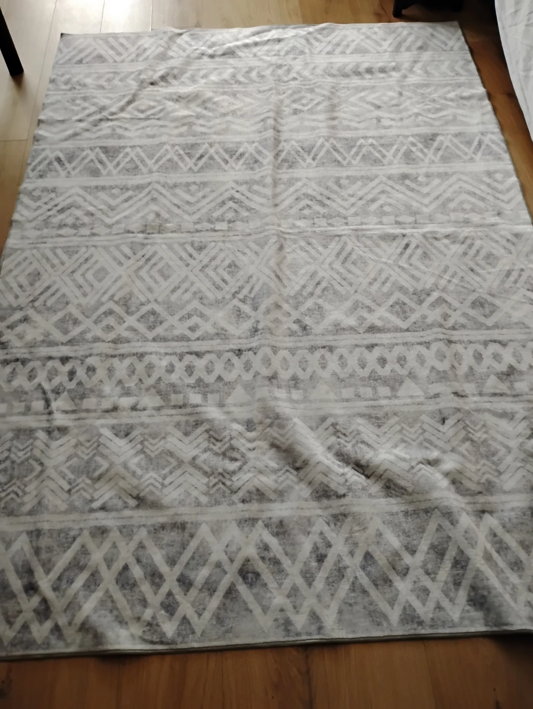 Geometric Pattern Area Rug - photo 2