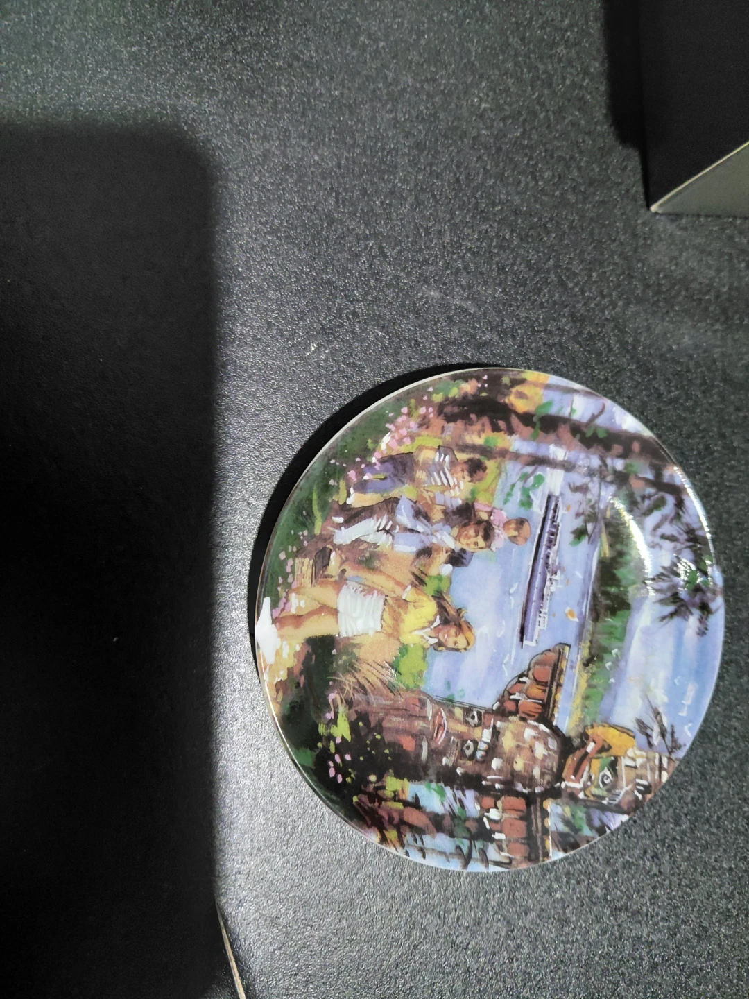 Collection of 6 Decorative Plates - Canadian Portraits - photo 2