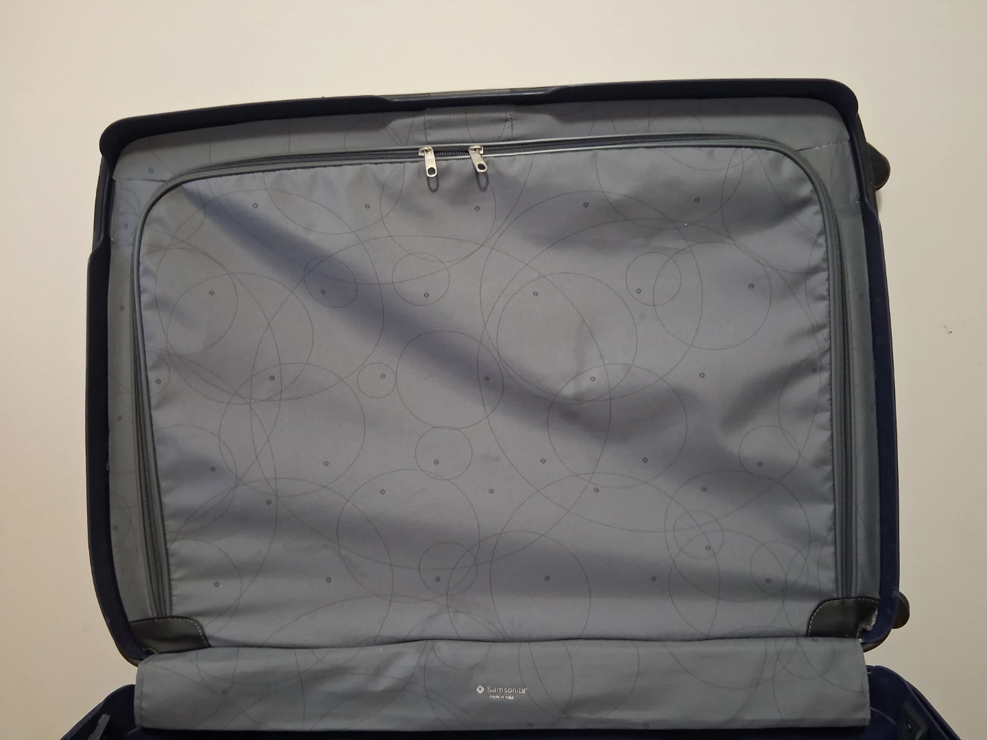 Samsonite Navy Blue Spinner Suitcase - photo 4