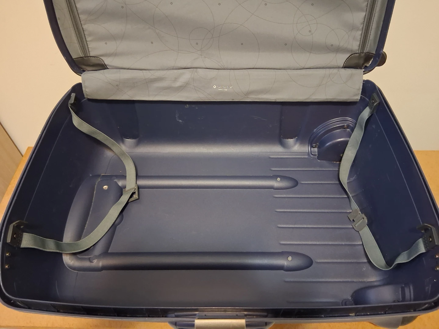 Samsonite Navy Blue Spinner Suitcase - photo 5