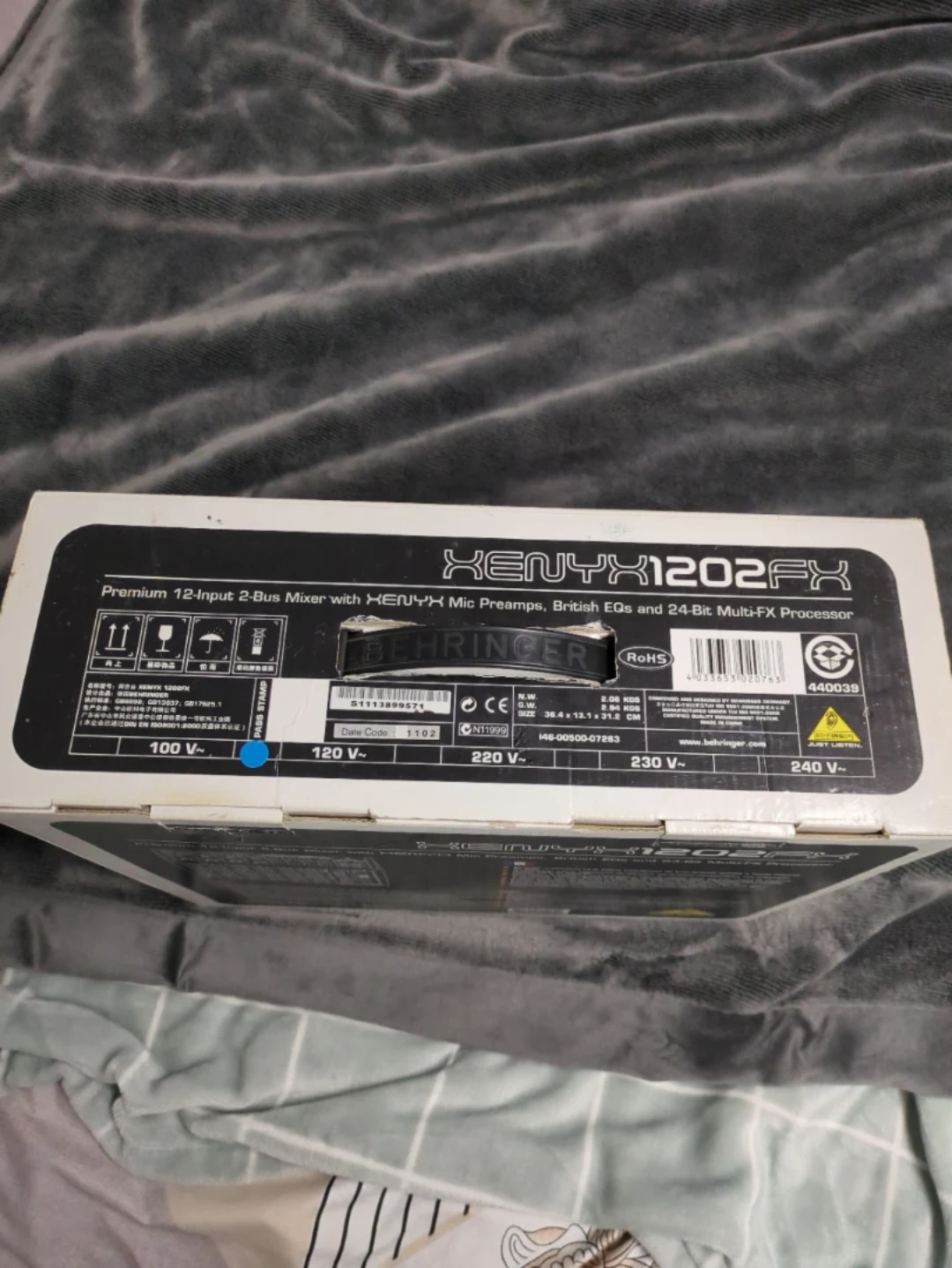 Behringer Xenyx 1202FX Premium 12-Input 2-Bus Mixer - photo 2