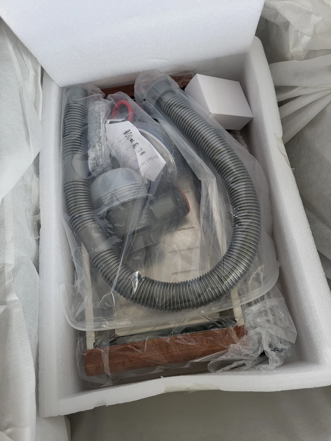 30" stainless steel kitchen sink (New in box) - photo 5