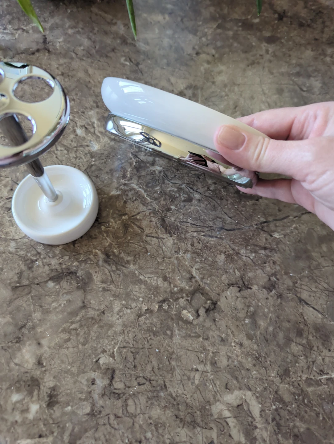 InterDesign Toothbrush Holder and Soap Dish Set - photo 3