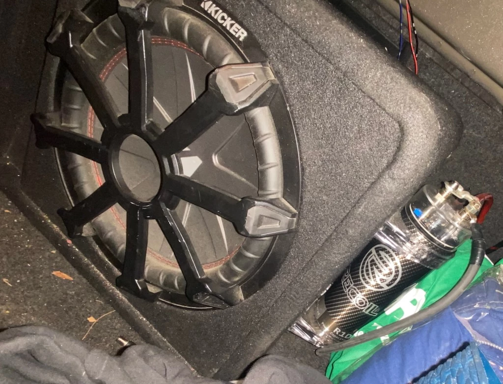 Kicker Subwoofer and Capacitor - photo 4