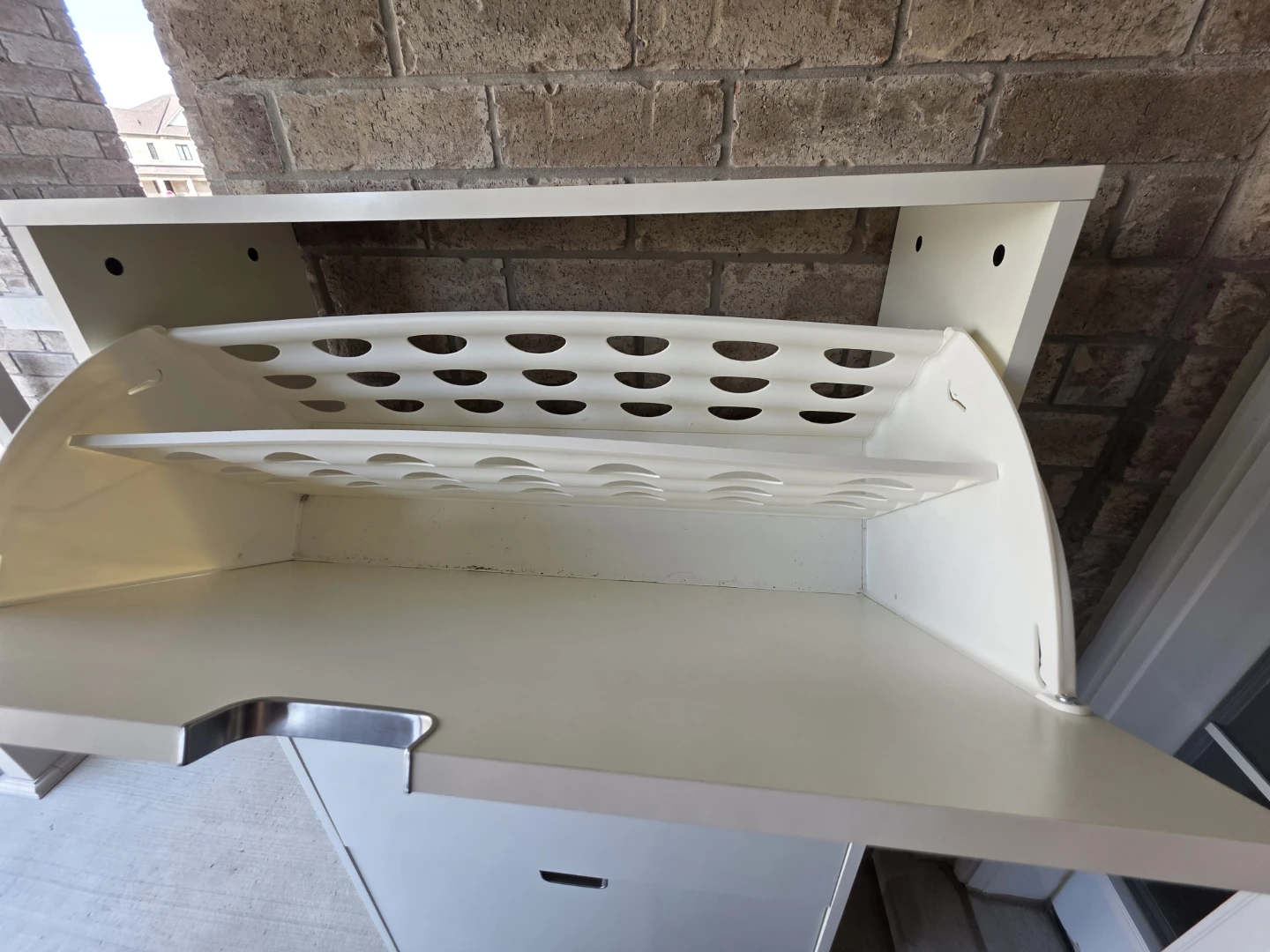 White 3-Drawer Shoe Cabinet - photo 2