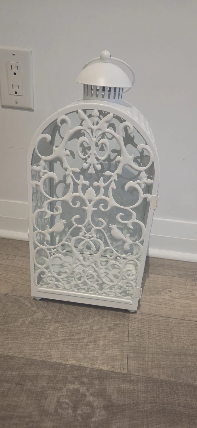 Candle lantern / garden decor
