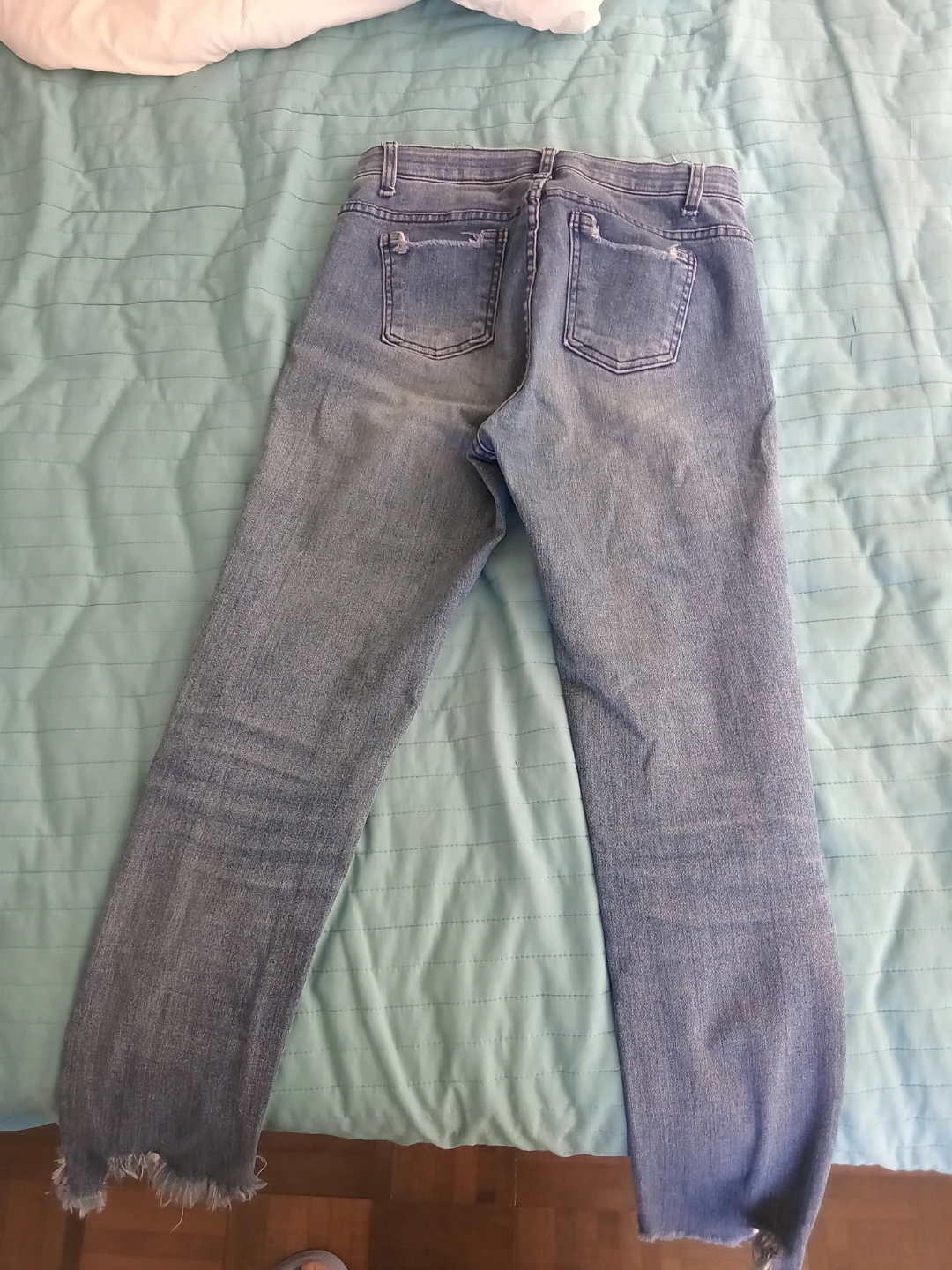 Women's Light Wash Distressed Denim Jeans - photo 2