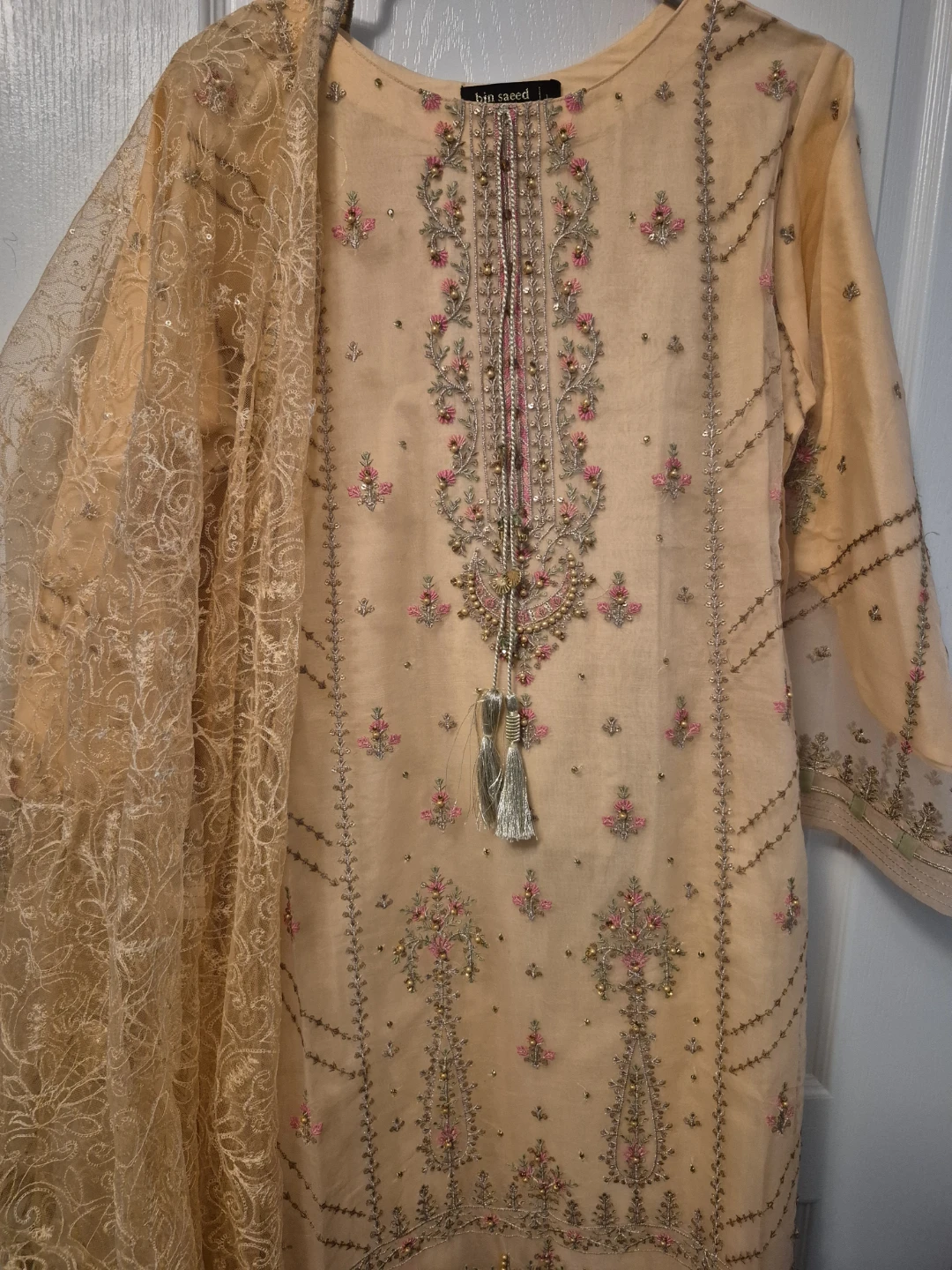 Bin Saeed embroidered lawn dress with dupatta - photo 2