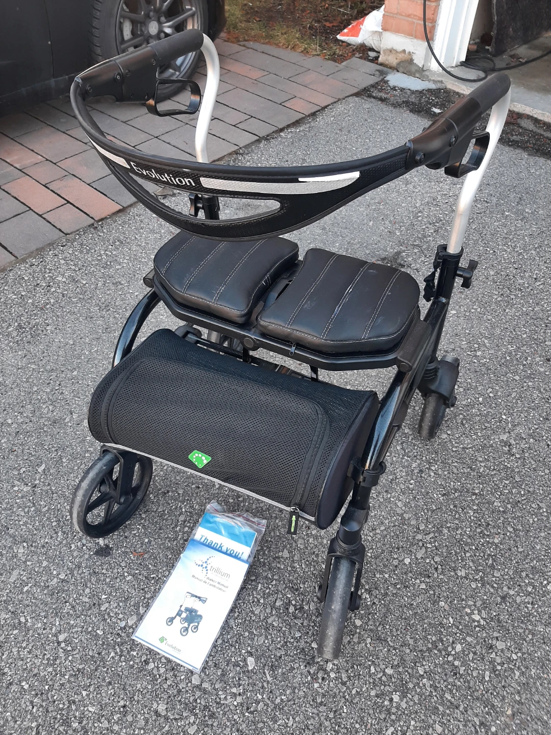 Trillium "Evolution" Walker/Rollator