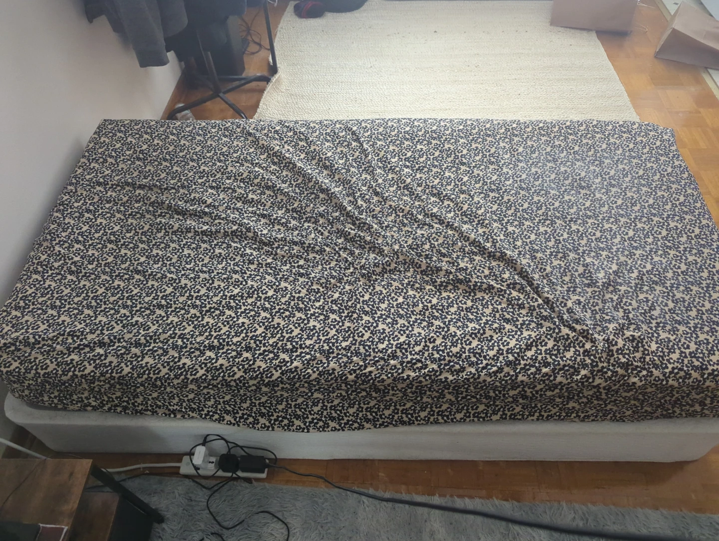 Mattress and Bed