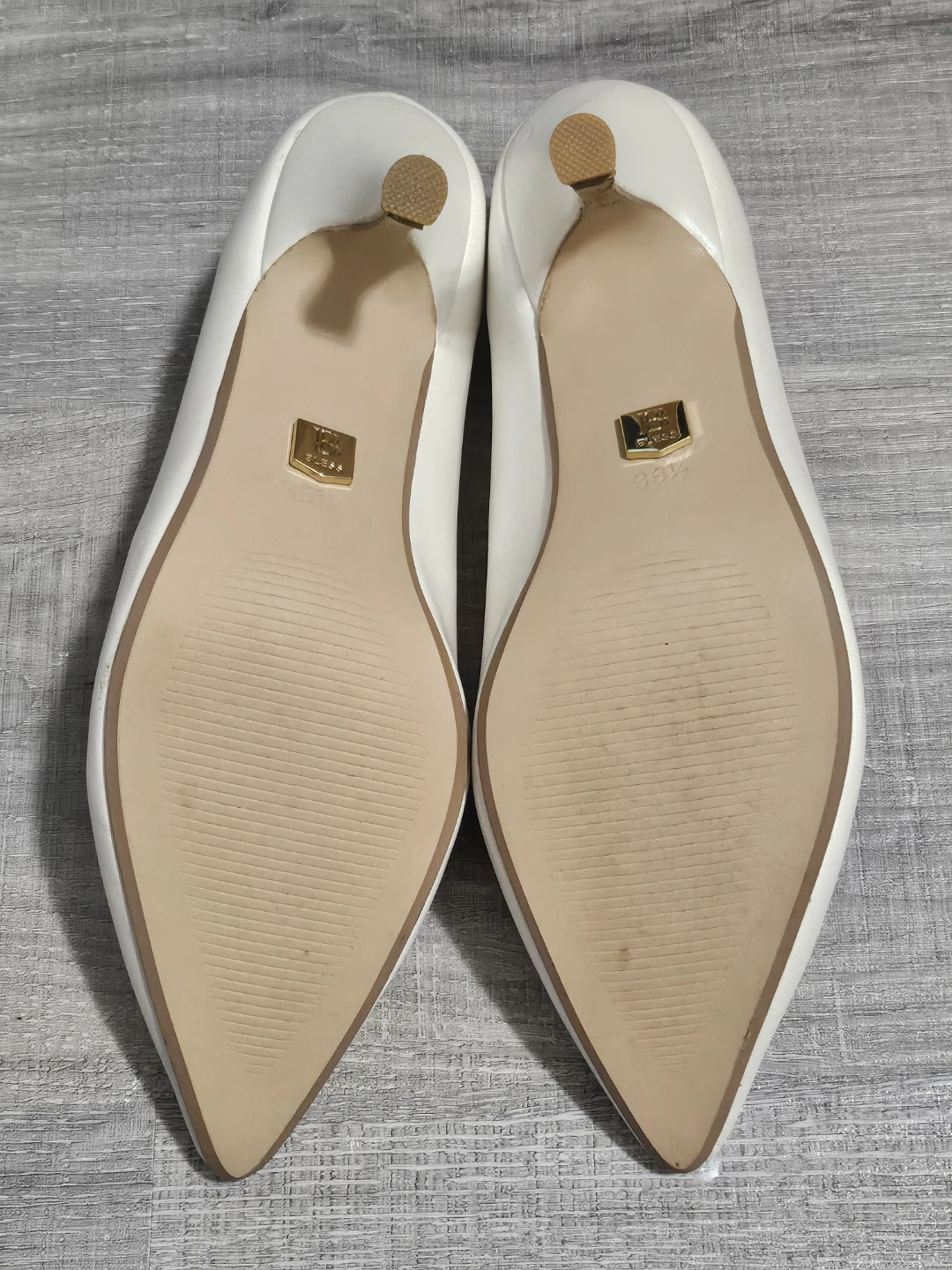 White Faux Leather Pointed Toe Heels - photo 3