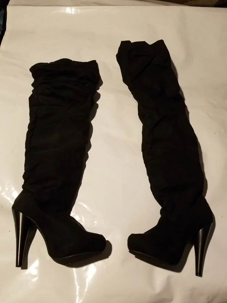 Black Suede Knee-High Heel Boots Size 7