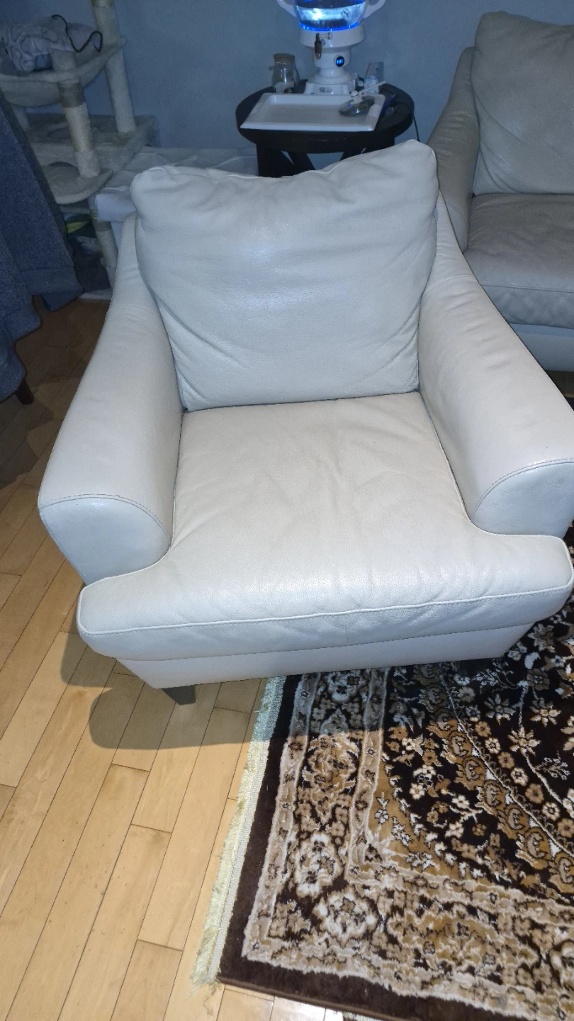 Cream Leather Sofa and Armchair Set - photo 3