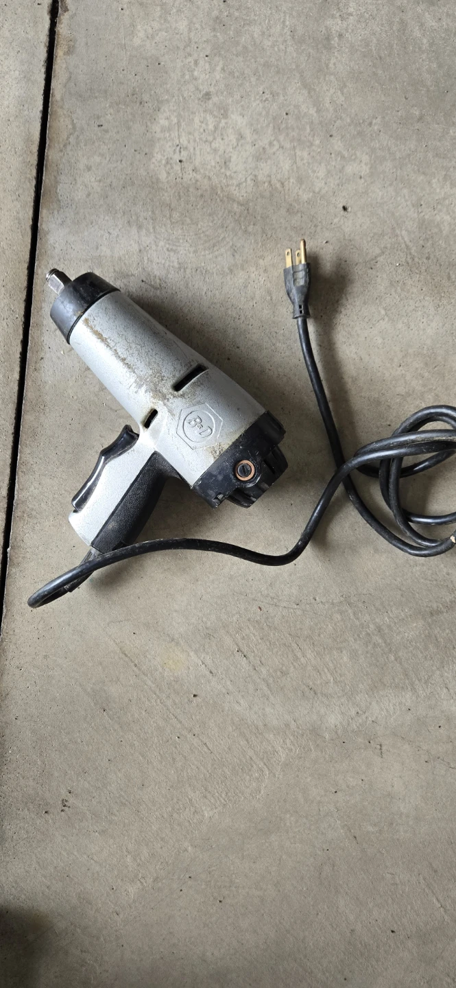 B&D Impact Wrench 1/2.
