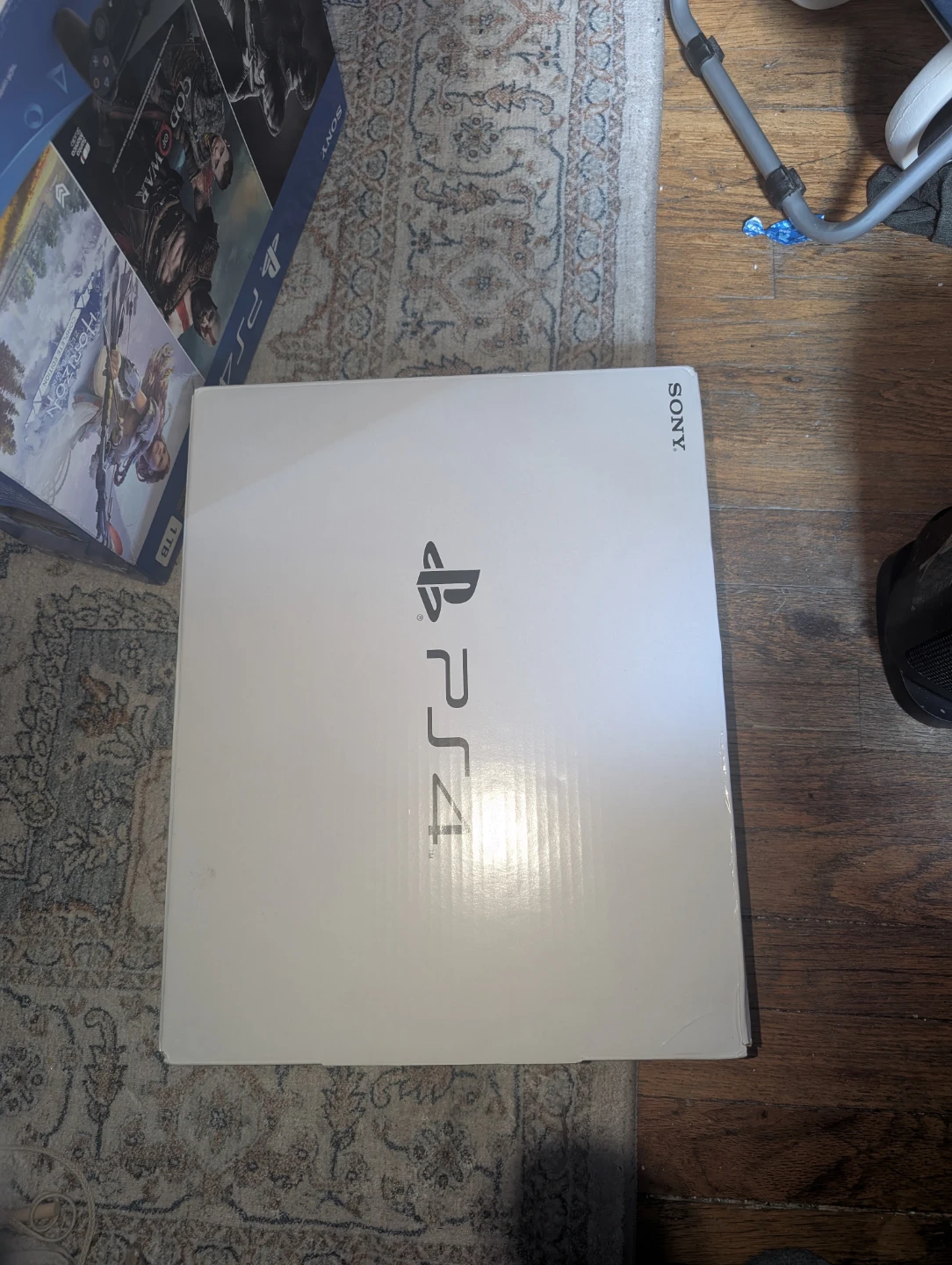 Sony PlayStation 4 Slim 1TB Console Bundle - photo 3