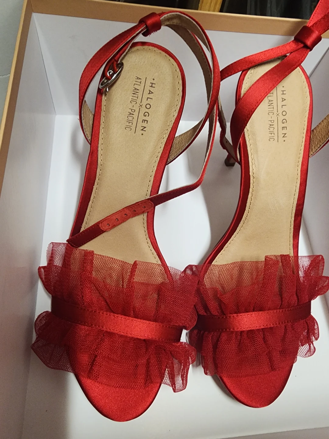 Halogen x Atlantic-Pacific Red Ruffle Heels - photo 3